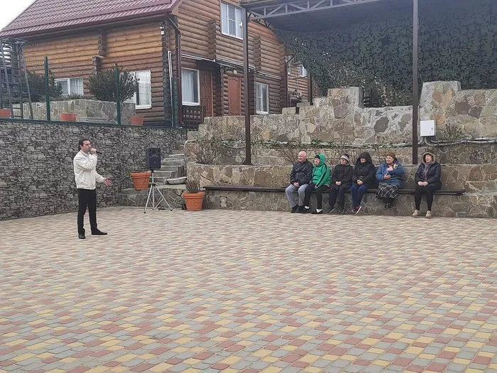 «Поем мелодии весны» (2)
