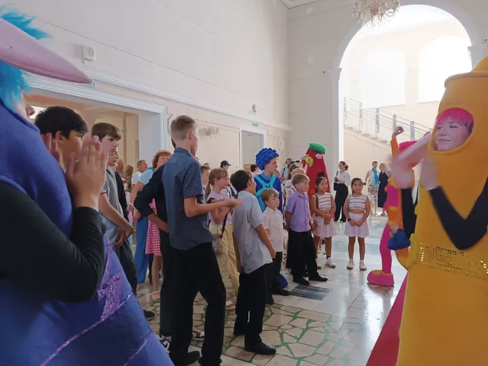 Помоги пойти учится13