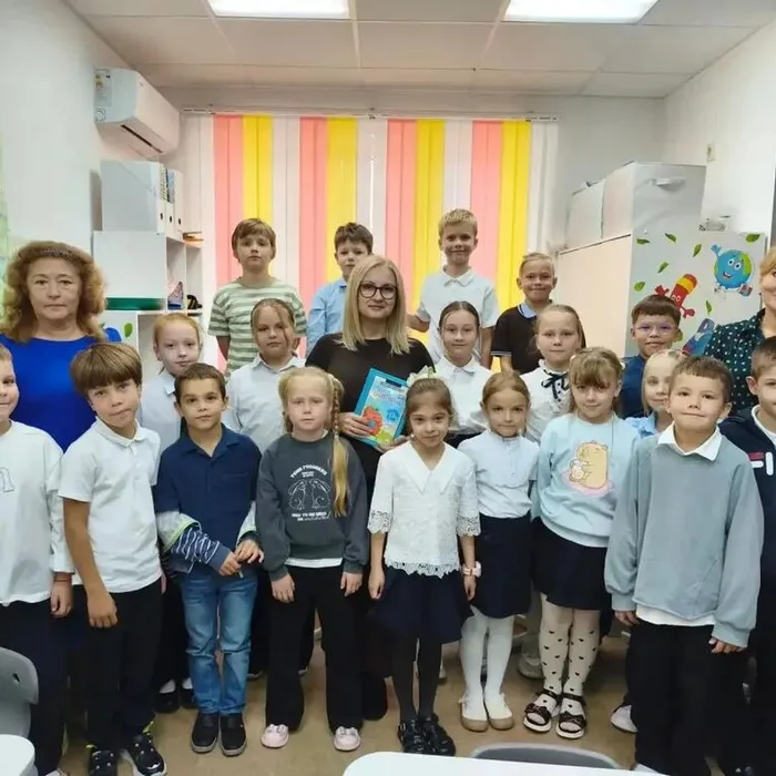 Встреча с детским писателем Ириной Иваськовой прошла в образовательном центре «Мир»