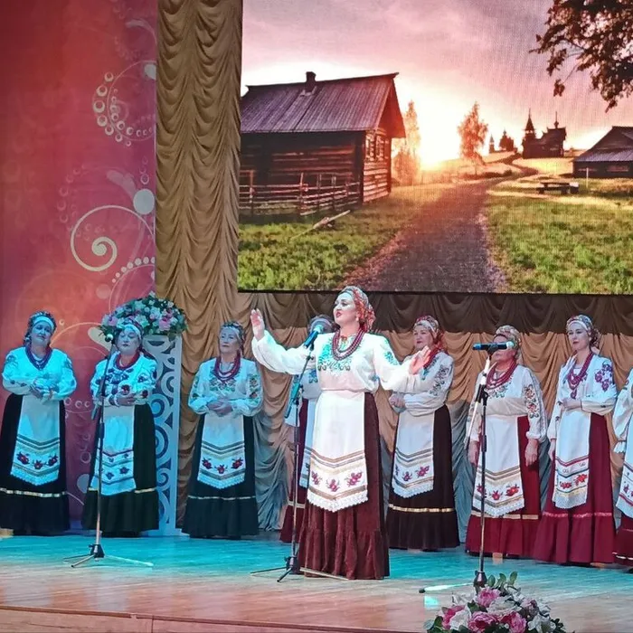 На сцене "Черноморочка"!