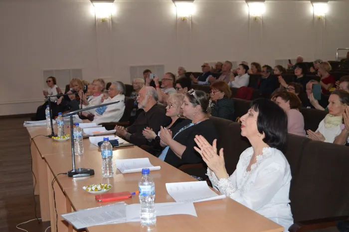 «За Россию честь имею»