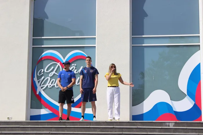 С ДНЕМ РОССИИ!!!