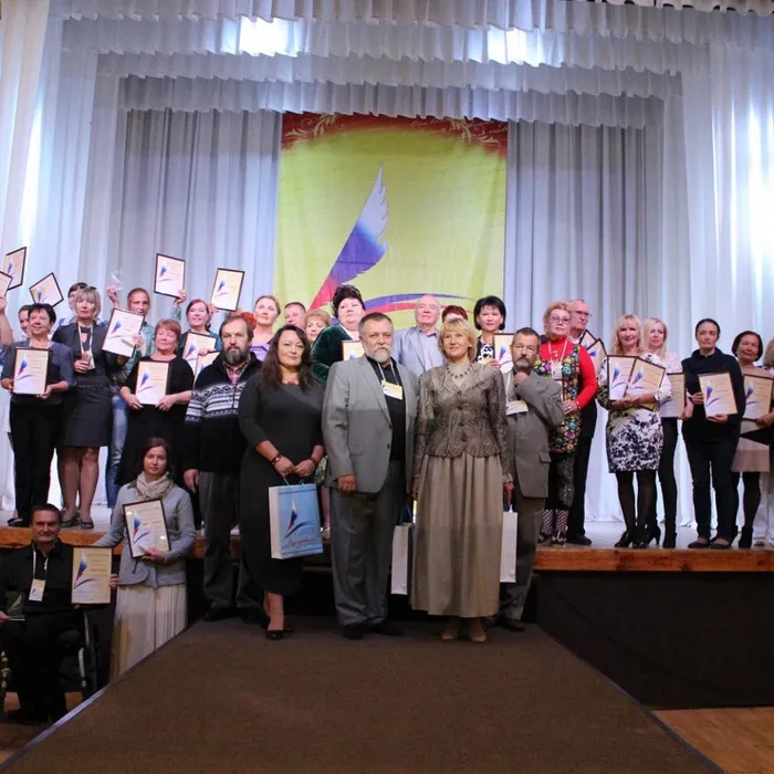 Приветствуем участников фестиваля-конкурса  "Поэзия русского слова"!