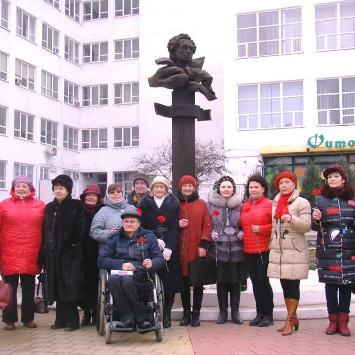 Дню памяти поэта