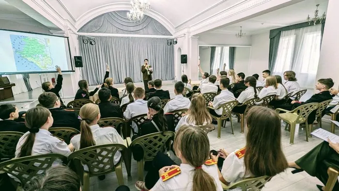 Игровая программа «Храним традиции земли кубанской» прошла сегодня в Центре культуры «Родина».